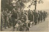 94k WW2 photo of early BMW-R12 Wehrmacht, French(?) soldiers