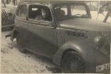 25k WW2 photo of Ford-Eifel Cabriolimousine and Steyr-55